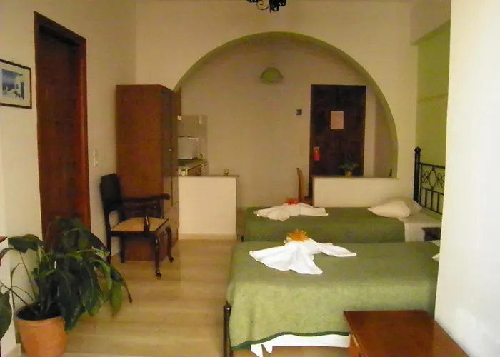 Gasthof Mirsini Pansion 3*