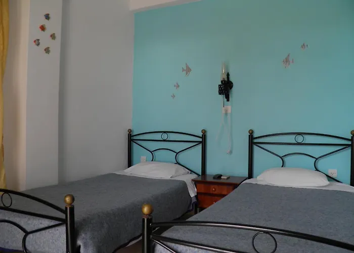 Mirsini Pansion 카르테라도스