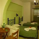 Mirsini Pansion Gasthuis 3*