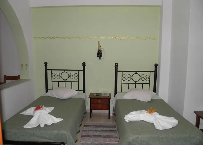 Mirsini Pansion بيت ضيافة 3*