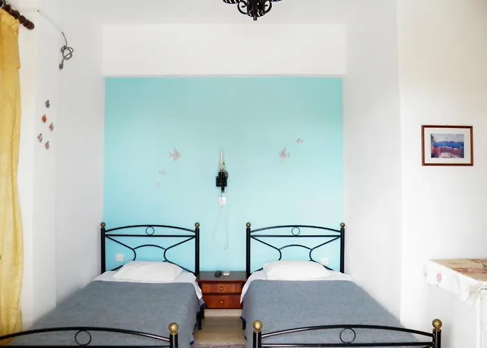 بيت ضيافة Mirsini Pansion